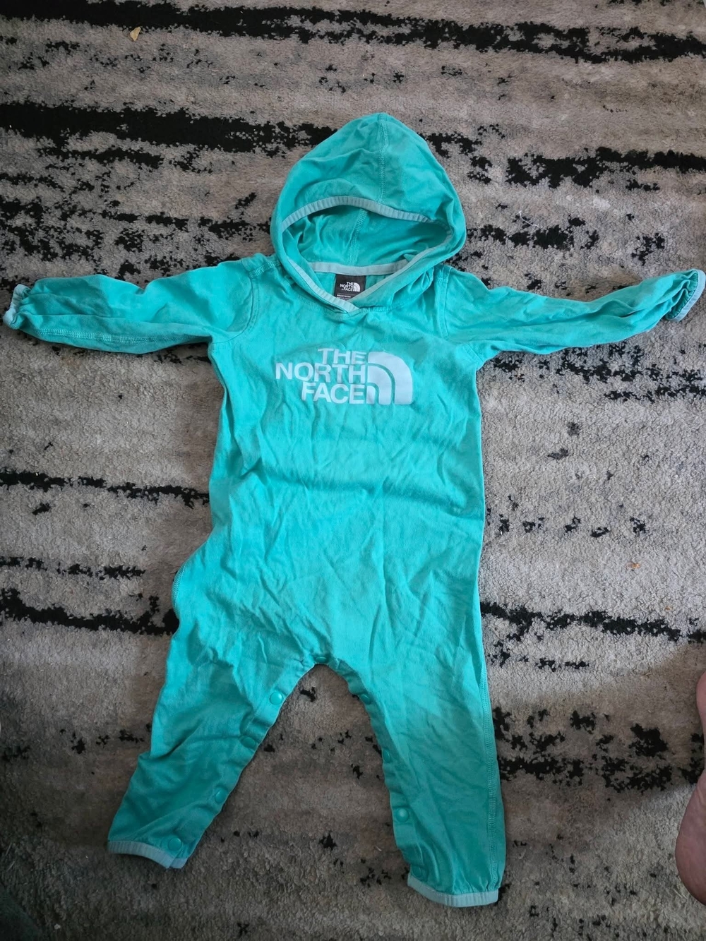 The North Face Teal Hooded Baby One-Piece Romper 12-18 Mois